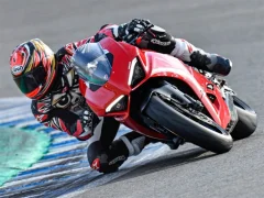 Joc 2020 Ducati Panigale on-line