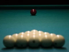 Joc 3d Billiard Piramid on-line