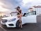 Joc Girls and cars puzzle on-line
