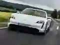 Joc Porsche Taycan on-line