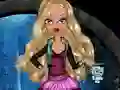 Joc Monster High Doll on-line