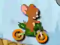 Joc Tom and Jerry Mini Bike on-line