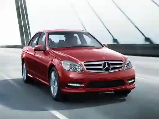 Joc C - Class Sedan Puzzle on-line