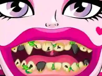 Joc Draculaura Bad Teeth on-line