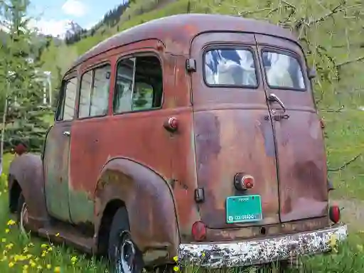 Joc Old Rusty Cars Differences 2 on-line