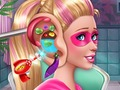 Joc Super Doll Ear Doctor on-line