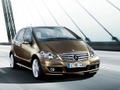 Joc Un puzzle Sedan de clasă  on-line