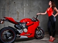 Joc Alunecare motociclete și fete  on-line