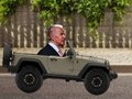 Joc Biden Wheelie  on-line